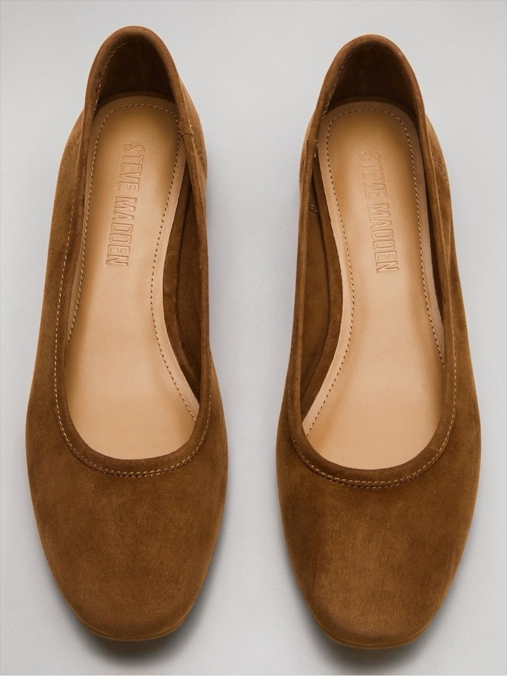 STEVE MADDEN Mollie Tan Suede Block-Heel Pumps (9) - Picture 2 of 7